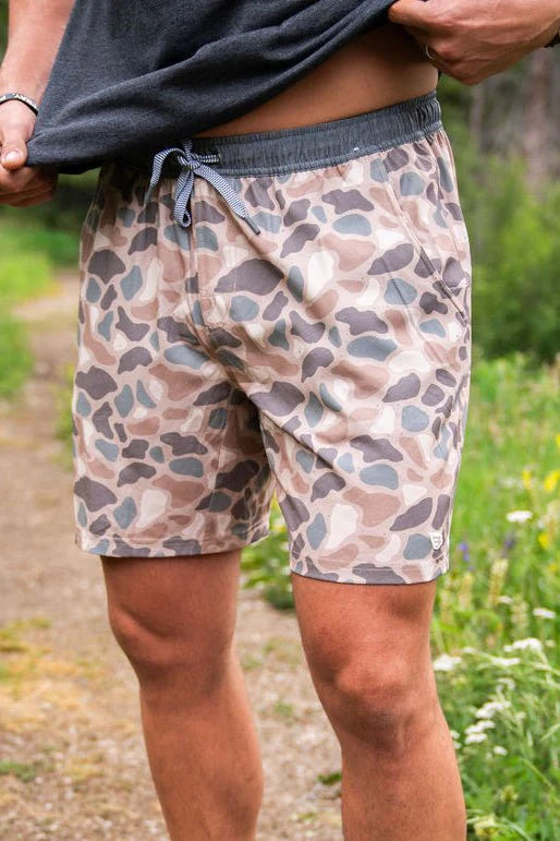 BURLEBO Athletic Shorts - Pintail Camo - Grey Liner