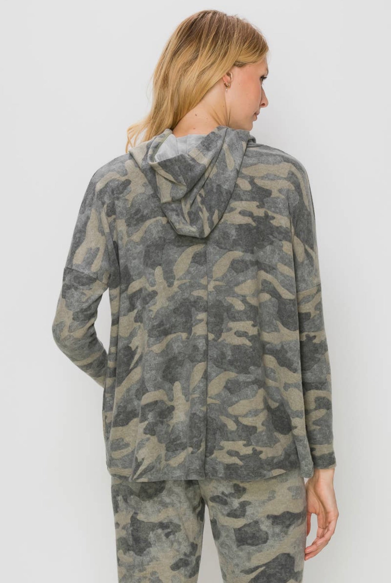 Cozy Hoodie Top - Olive Green Classic Camo